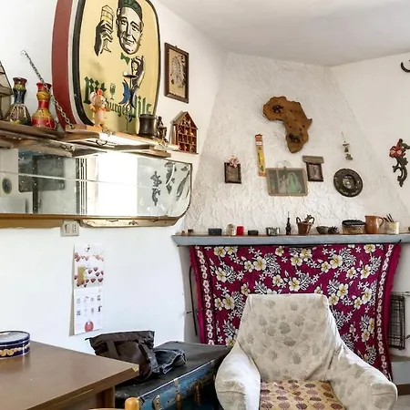 3 Bedrooms House With Enclosed Garden At San Vito بيت للعطل